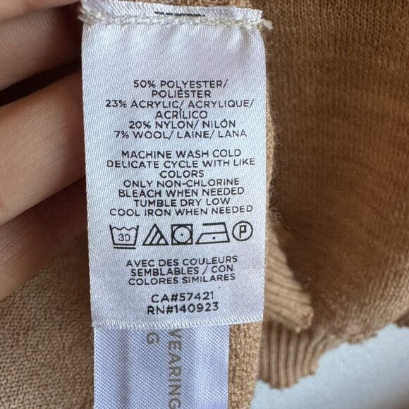 NWT Loft Neutral Lightweight Hooded Poncho with Kangaroo Pockets Women's  XS/S - Picture 7 of 8